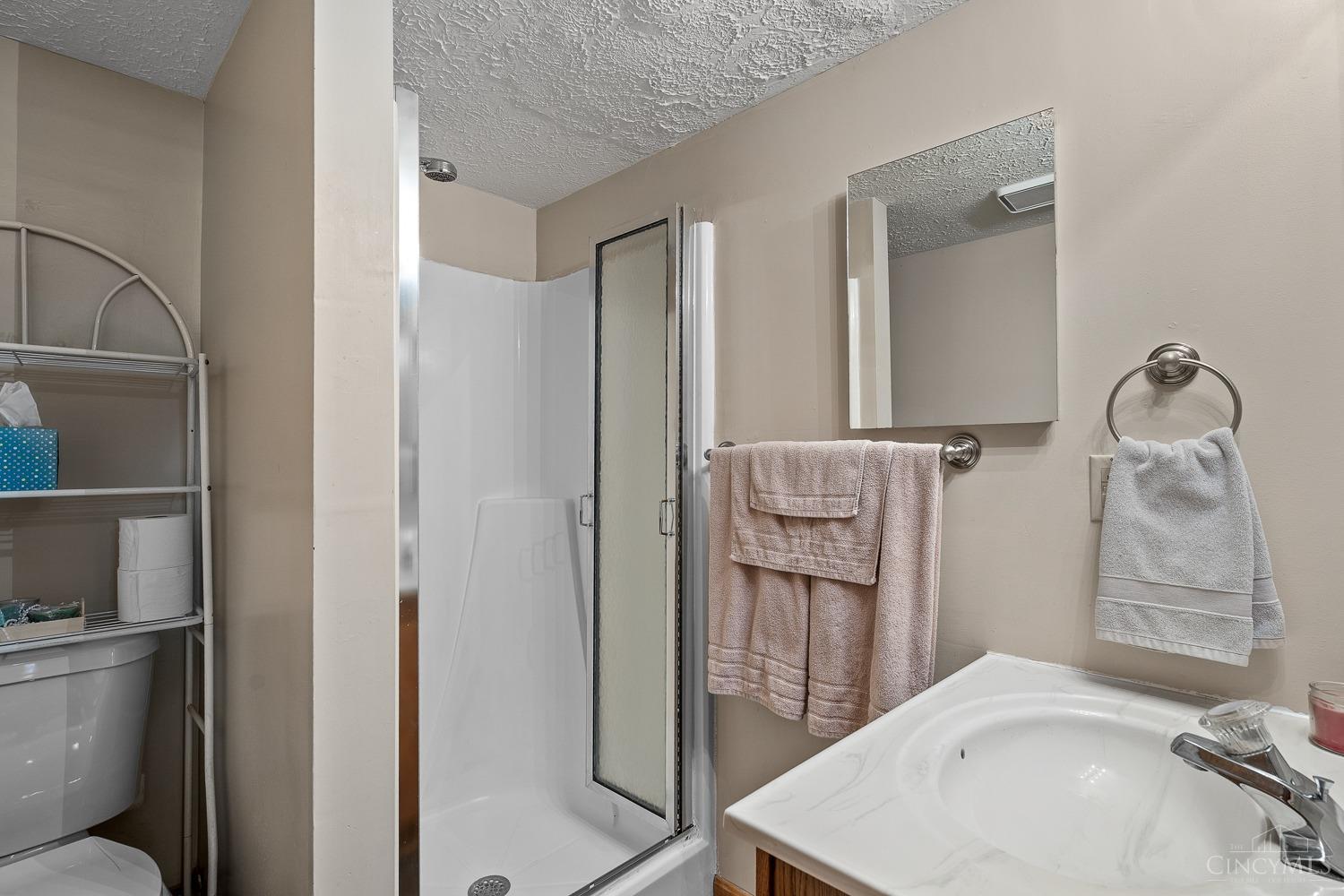 6428 Thompson Road, Colerain Twp, Ohio image 40