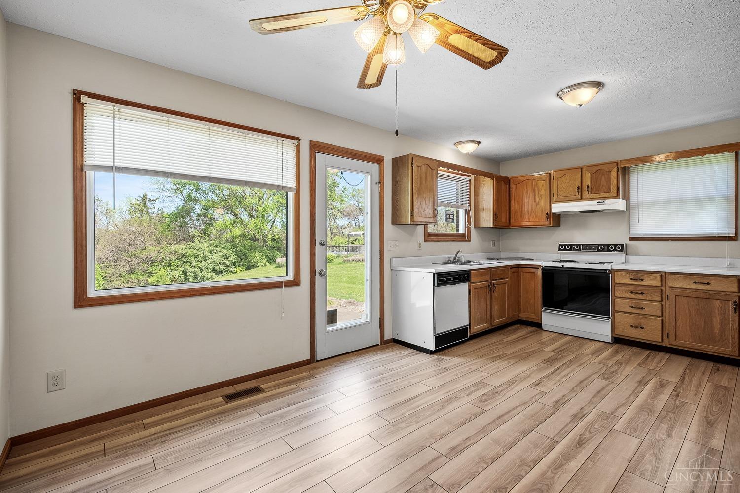 6428 Thompson Road, Colerain Twp, Ohio image 11
