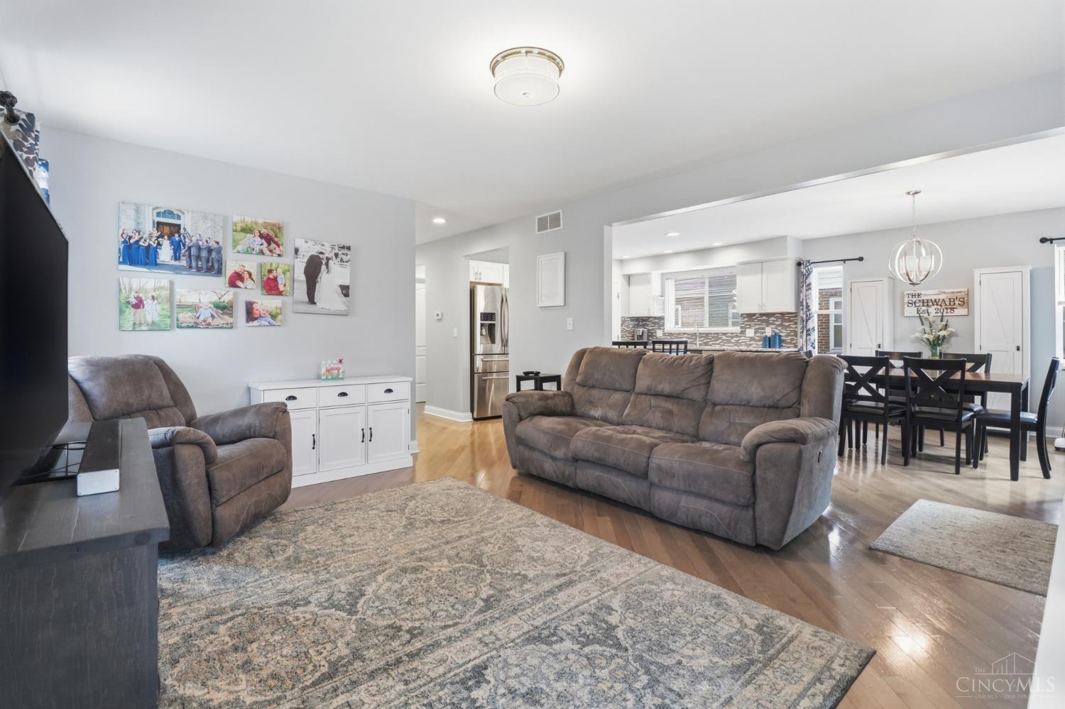 1844 Greenbriar Place