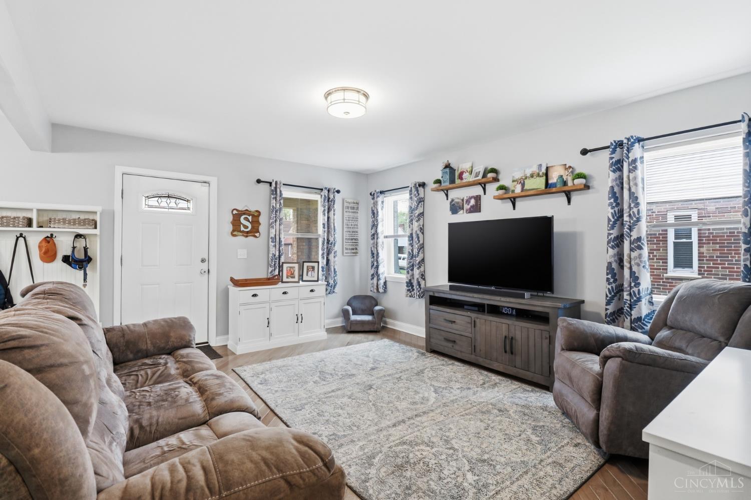 1844 Greenbriar Place