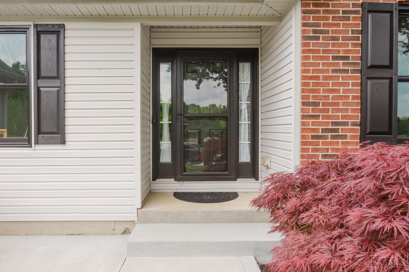 4492 Longmeadow Lane