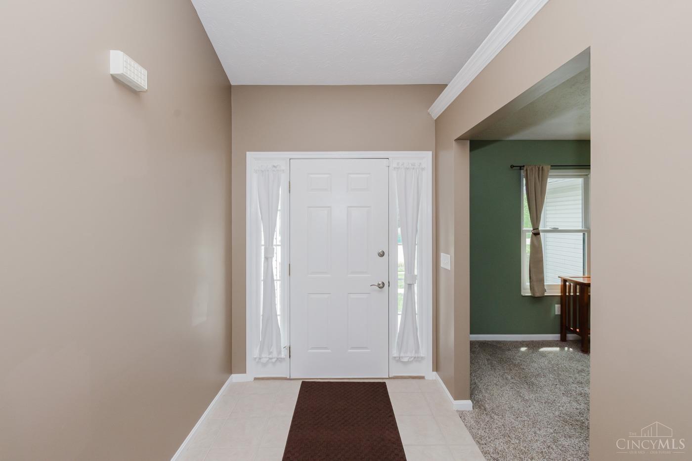 4492 Longmeadow Lane