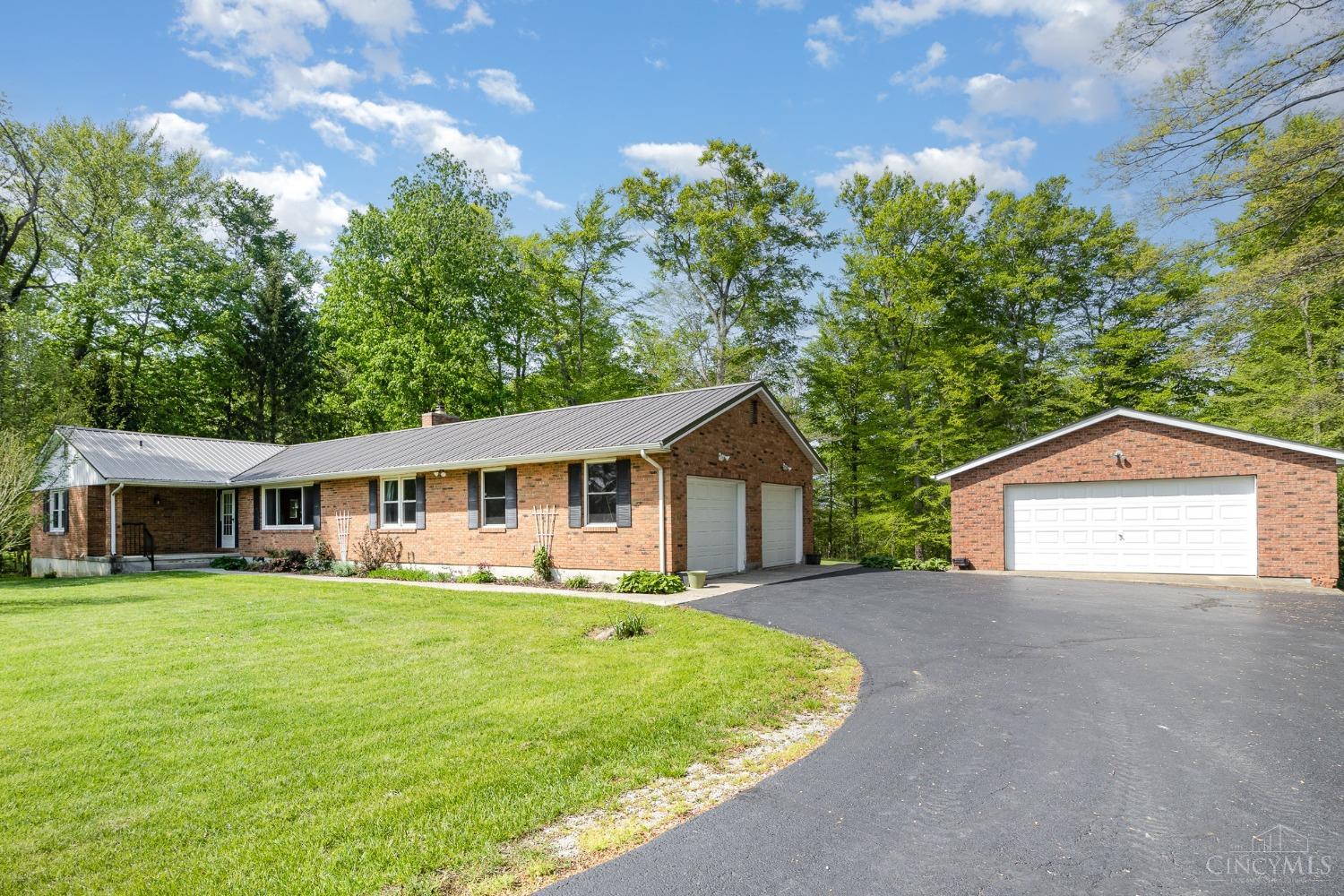 5891 Tracy Road, Washington, Ohio image 2