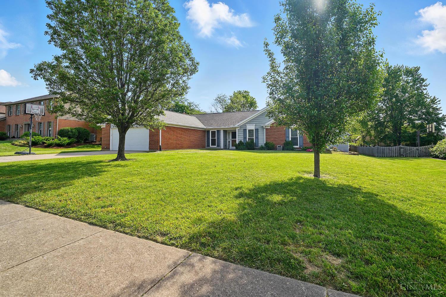 601 Tara Oaks Drive, Middletown, Ohio image 4