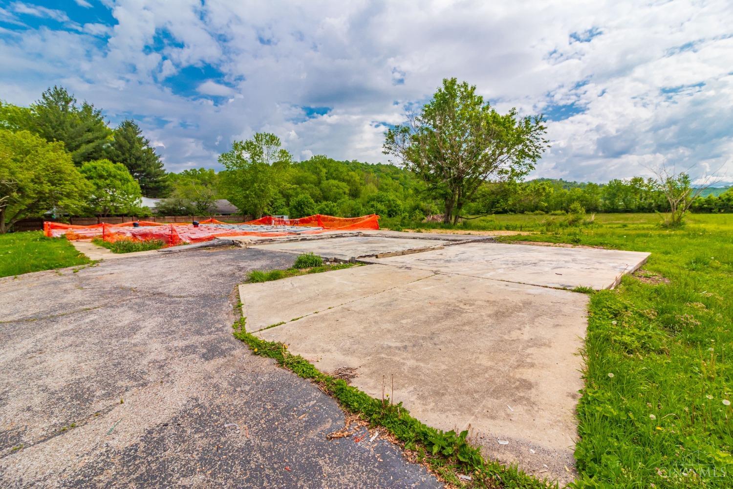 812 Jack Roush Way, Manchester, Ohio image 4