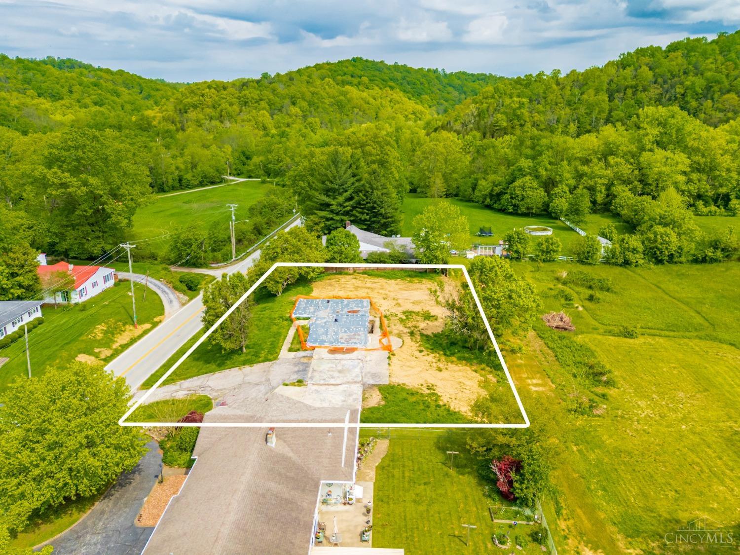 812 Jack Roush Way, Manchester, Ohio image 17
