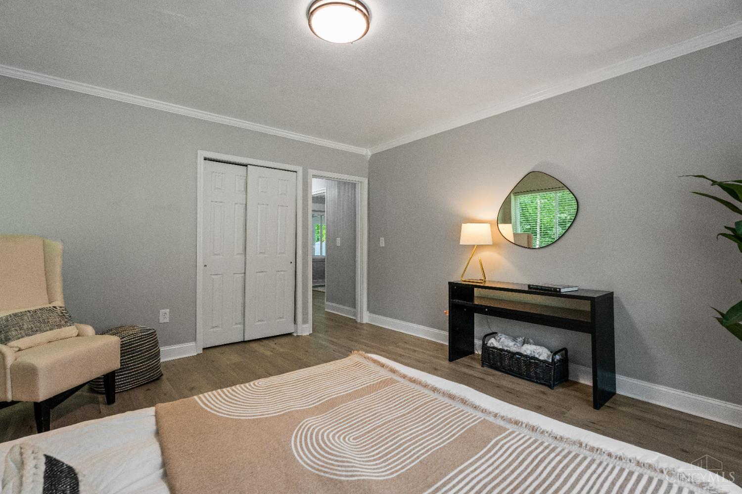 3927 Woodford Road, Cincinnati, Ohio image 16