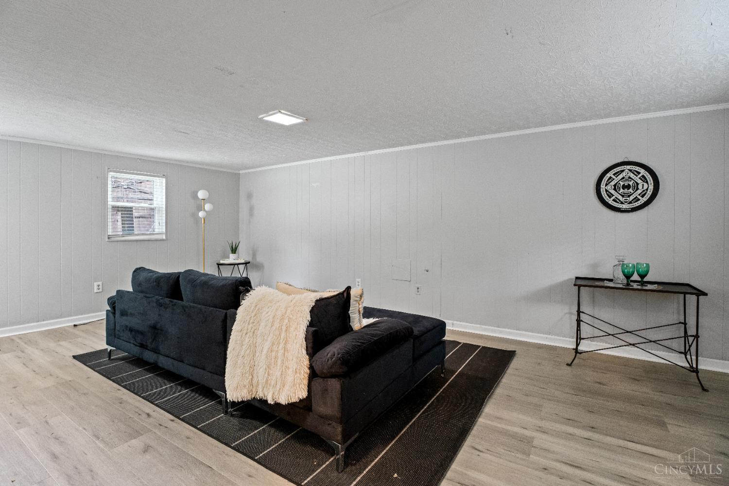 3927 Woodford Road, Cincinnati, Ohio image 12