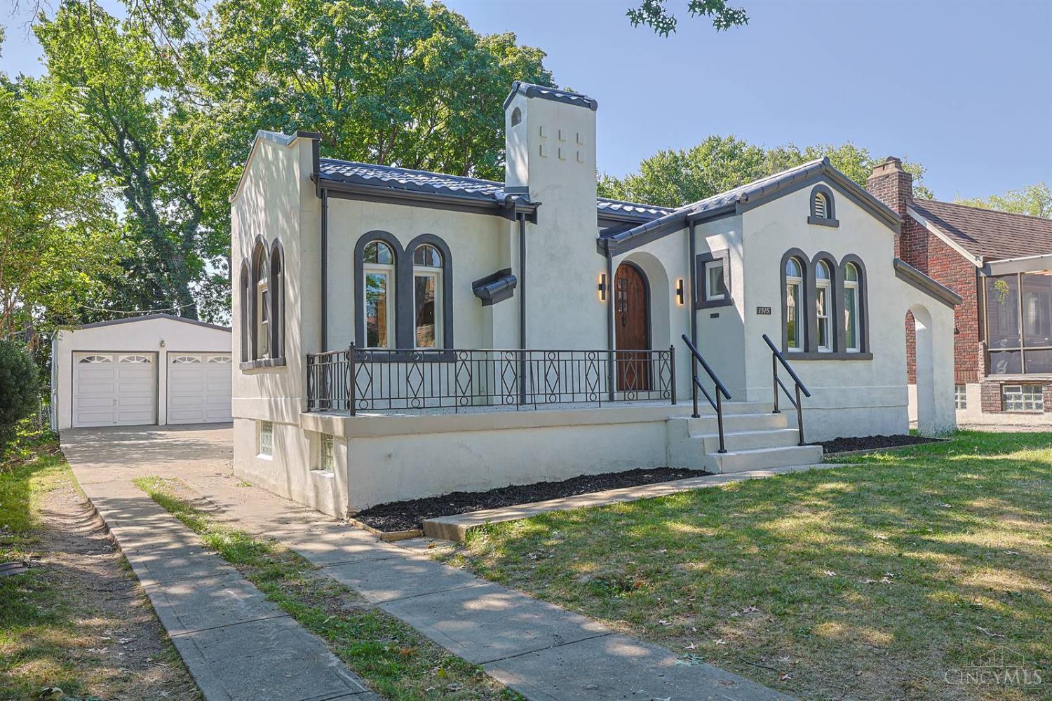 1515 Kenova Avenue