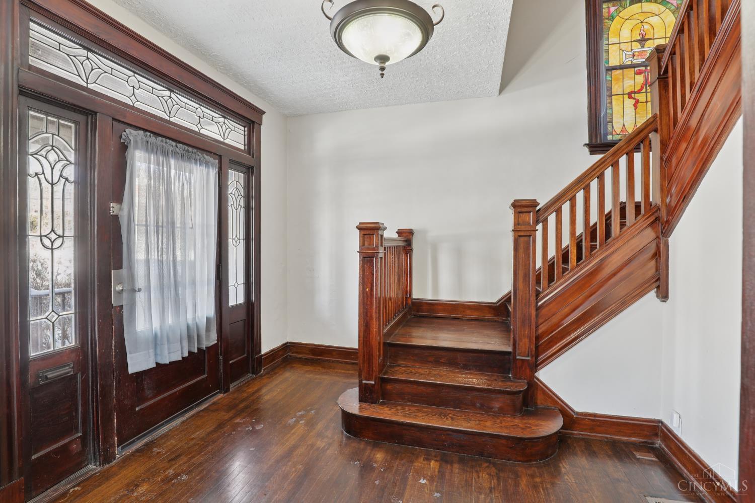 4261 W Eighth Street