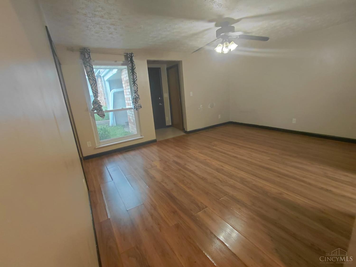 2454 Mustang Drive, Cincinnati, Ohio image 3