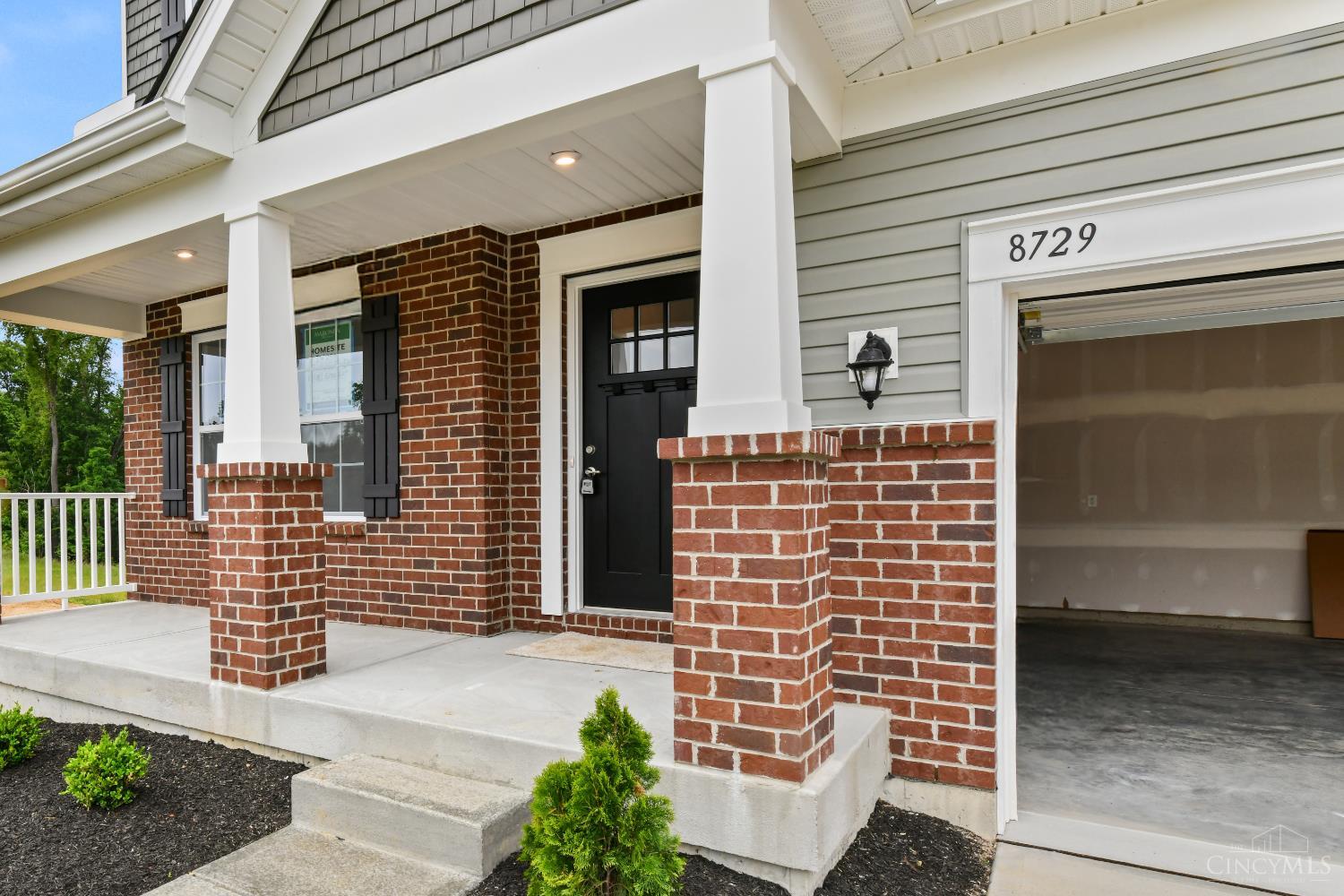 8729 Deer Glen Court