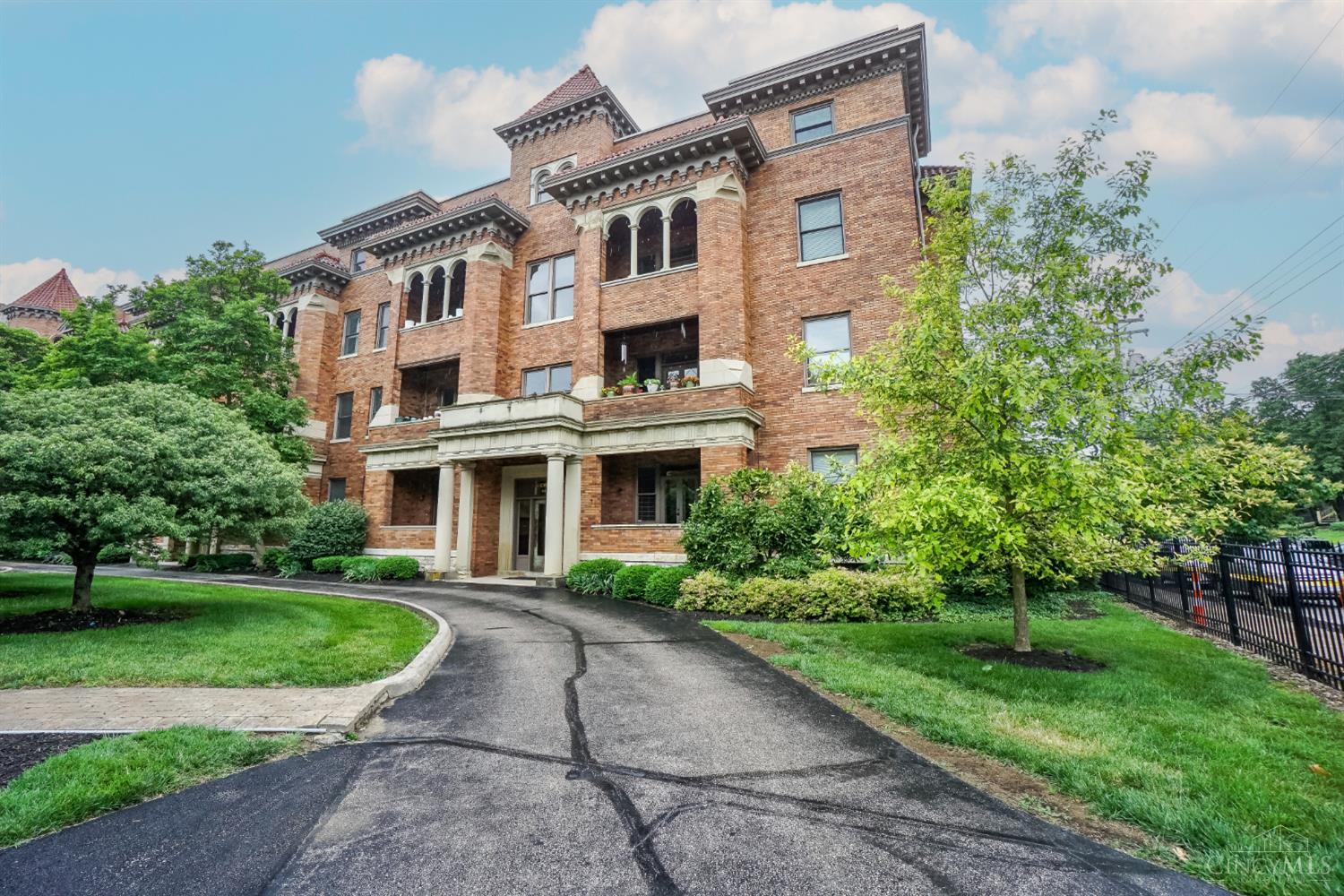 2356 Park Avenue 44