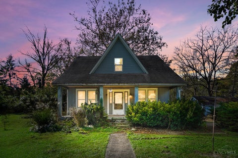 Photo of 6815 Oakland Road, Loveland, OH 45140 (MLS # 1898617)