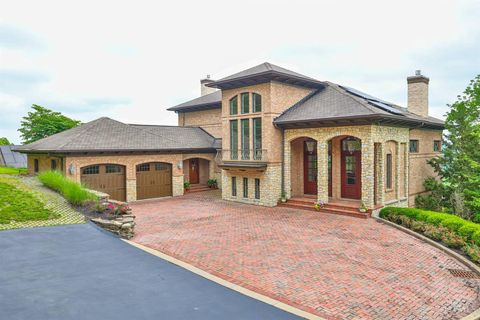 Photo of 5112 Shattuc Avenue, Cincinnati, OH 45208 (MLS # 1856783)