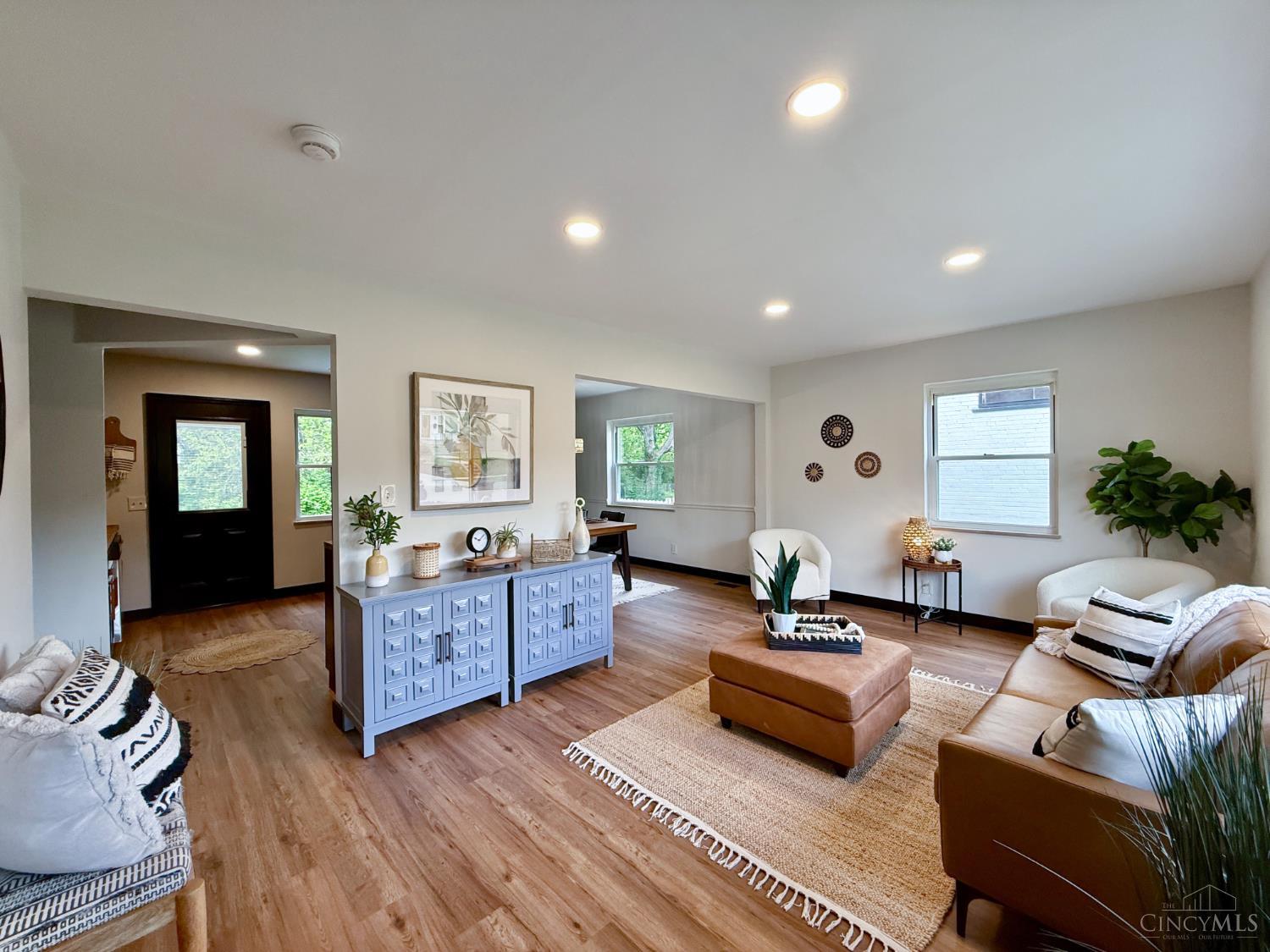 3645 Edgebrook Drive