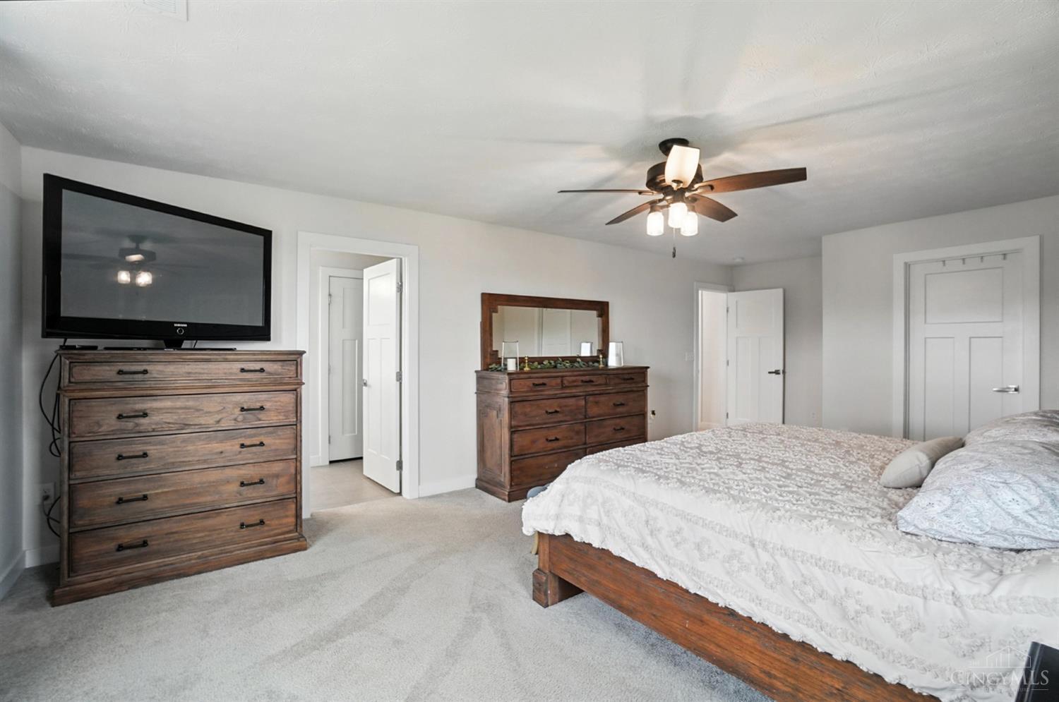 Union Twp, Ohio 45065, United States, 4 Bedrooms Bedrooms, ,4 BathroomsBathrooms,Residential,Active,174737