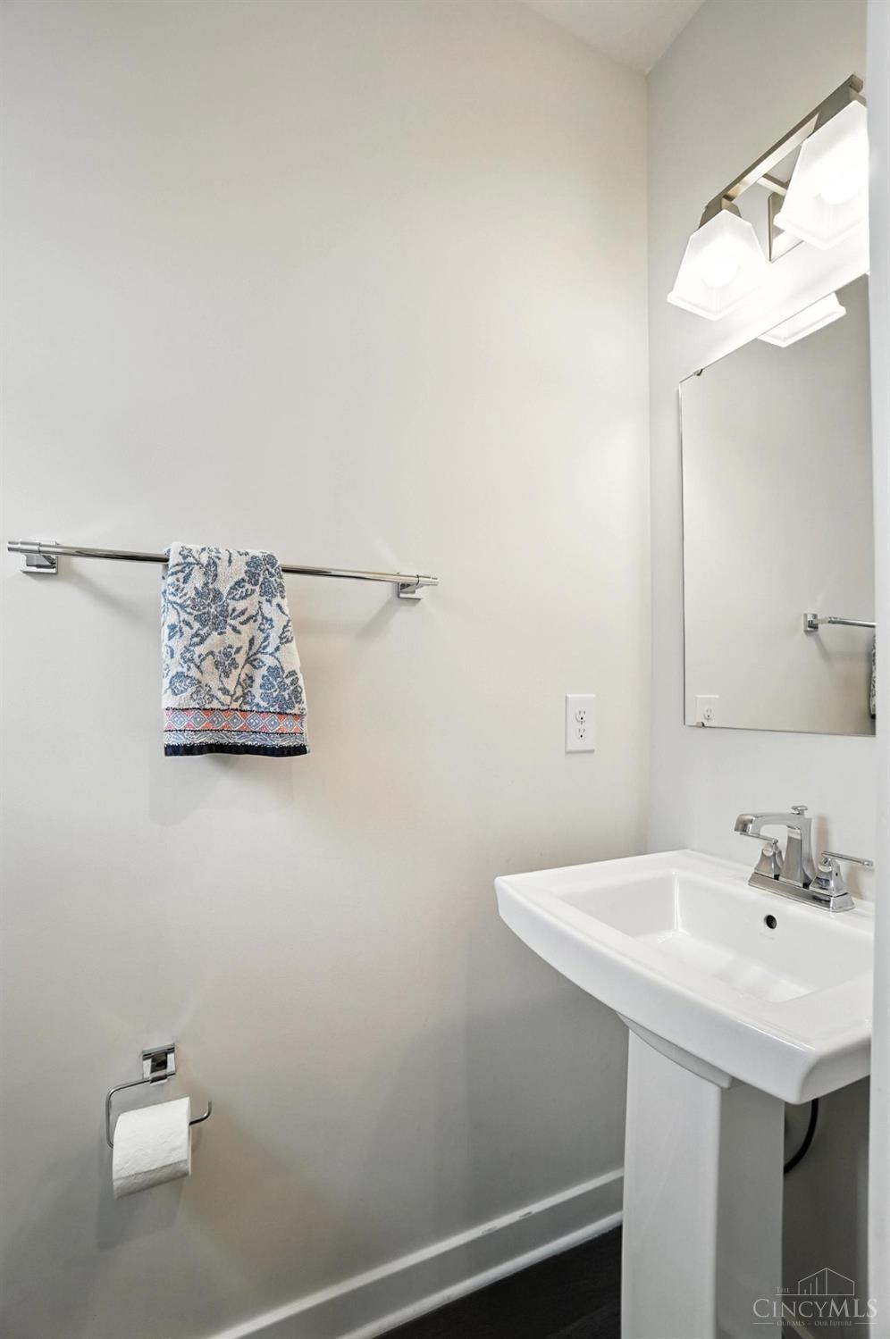 Union Twp, Ohio 45065, United States, 4 Bedrooms Bedrooms, ,4 BathroomsBathrooms,Residential,Active,174737