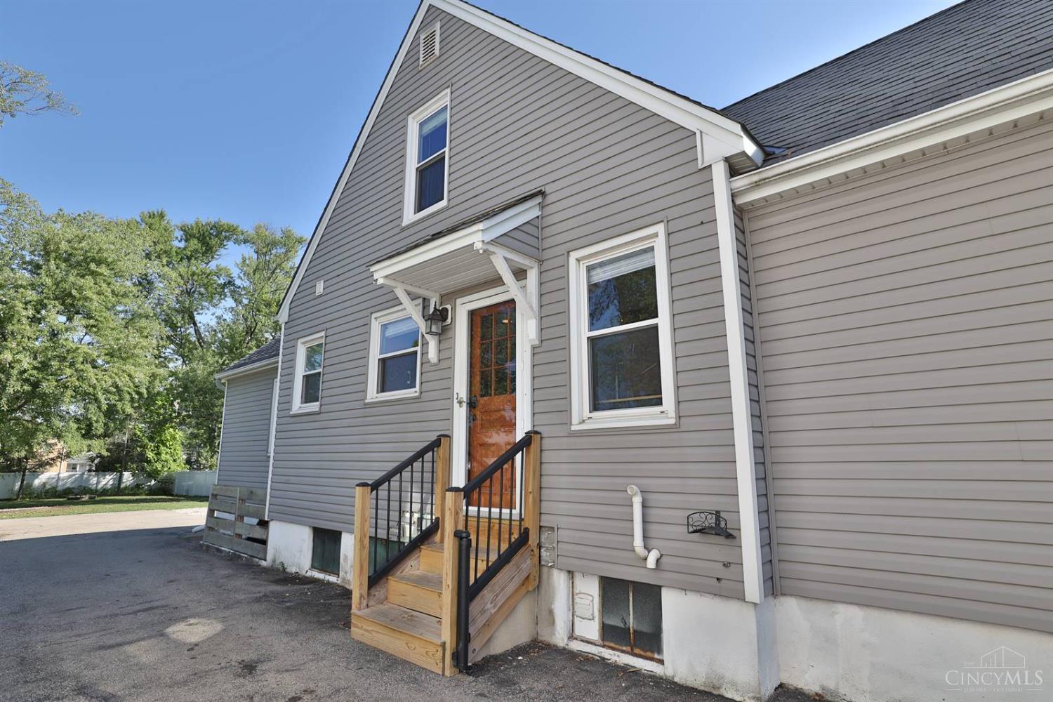 4224 Schenck Avenue