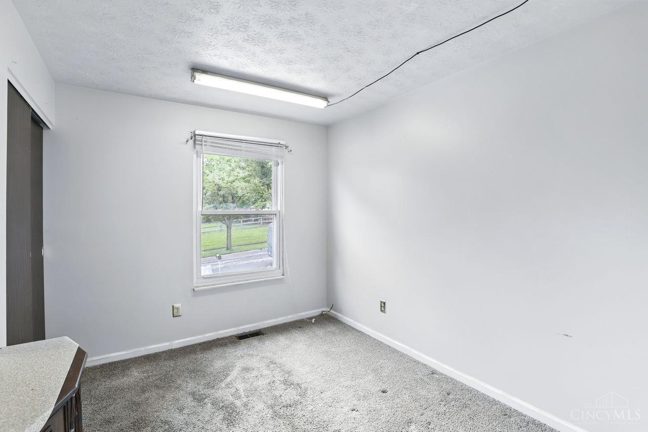 2137 Trailwood Drive, Cincinnati, Ohio image 24