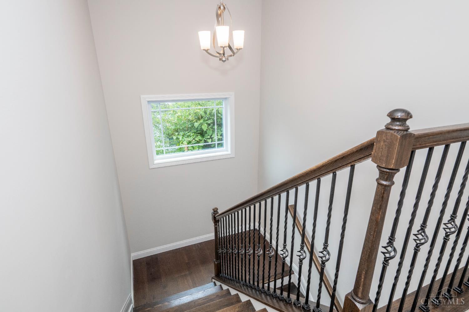 9521 Conklin Avenue, Blue Ash, Ohio image 30