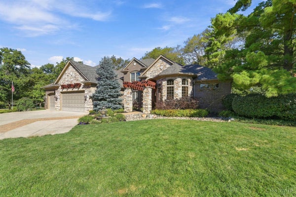 7096 HOLLYWOOD DR, WEST CHESTER, OH 45069 - Image 67b72f8cbcfec09135b60be62f355f1c/3918466961
