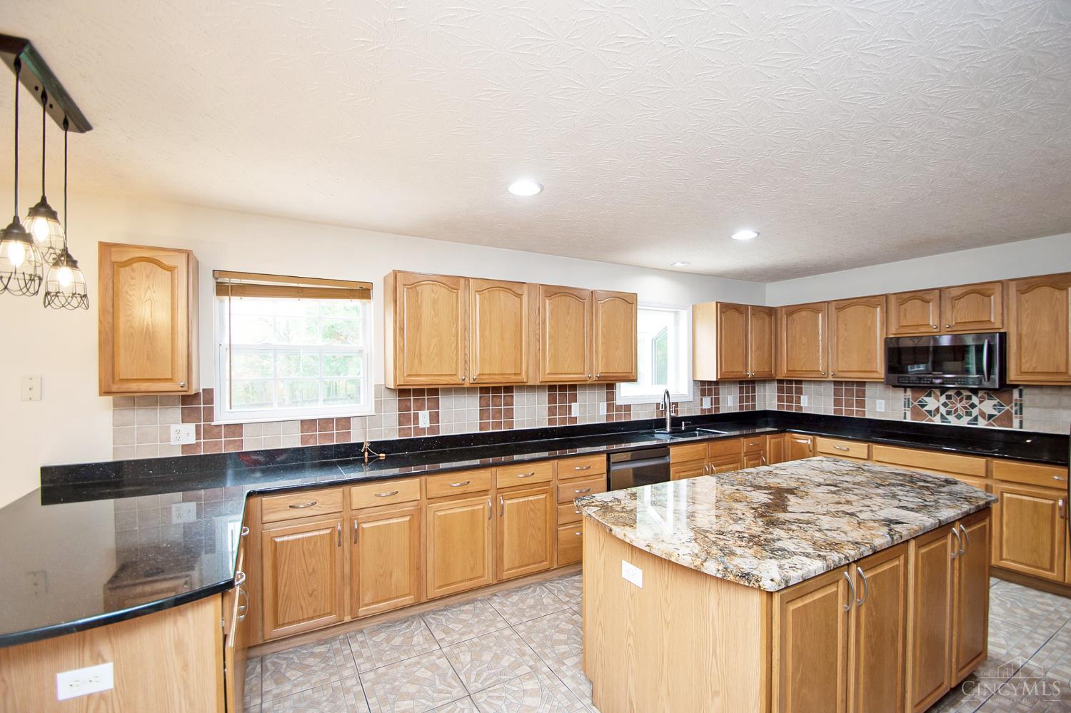 1333 Cross Creek Drive