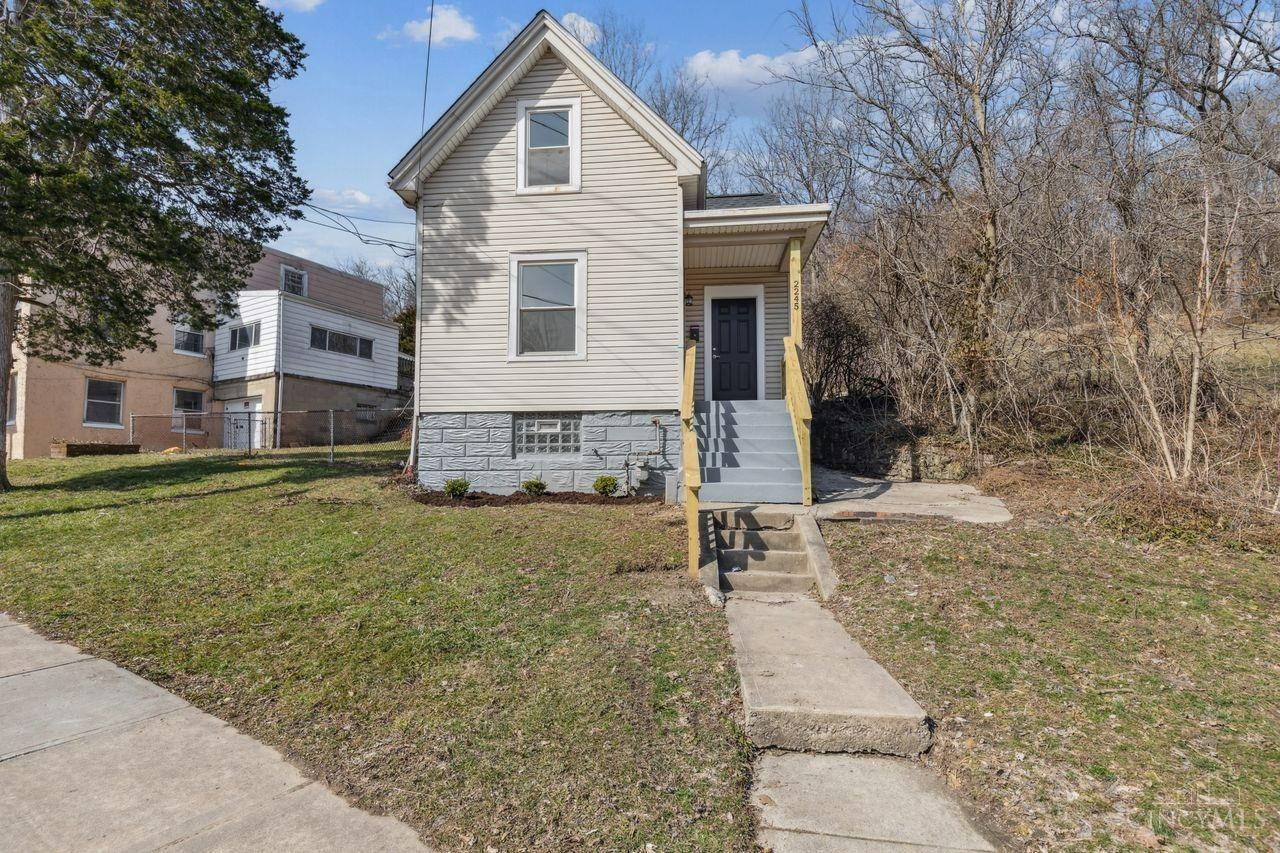 2245 Quebec Road, Cincinnati, Ohio image 14