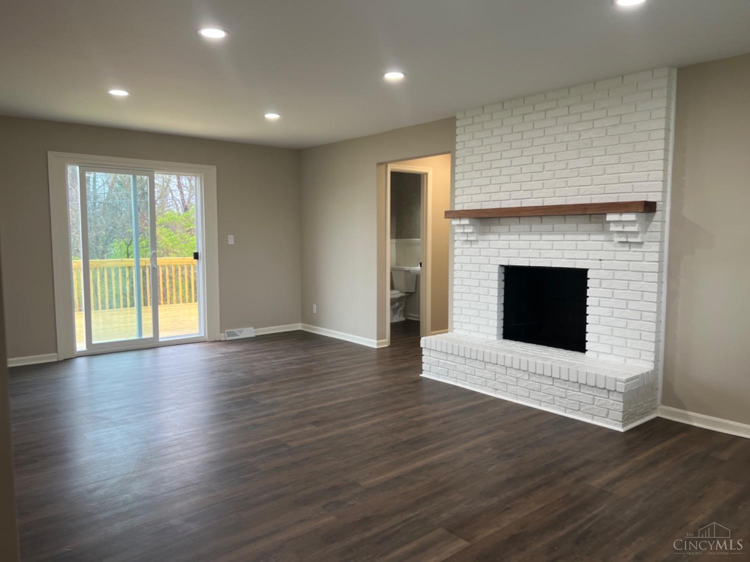 6404 Springmyer Drive, Green Township, Ohio image 27