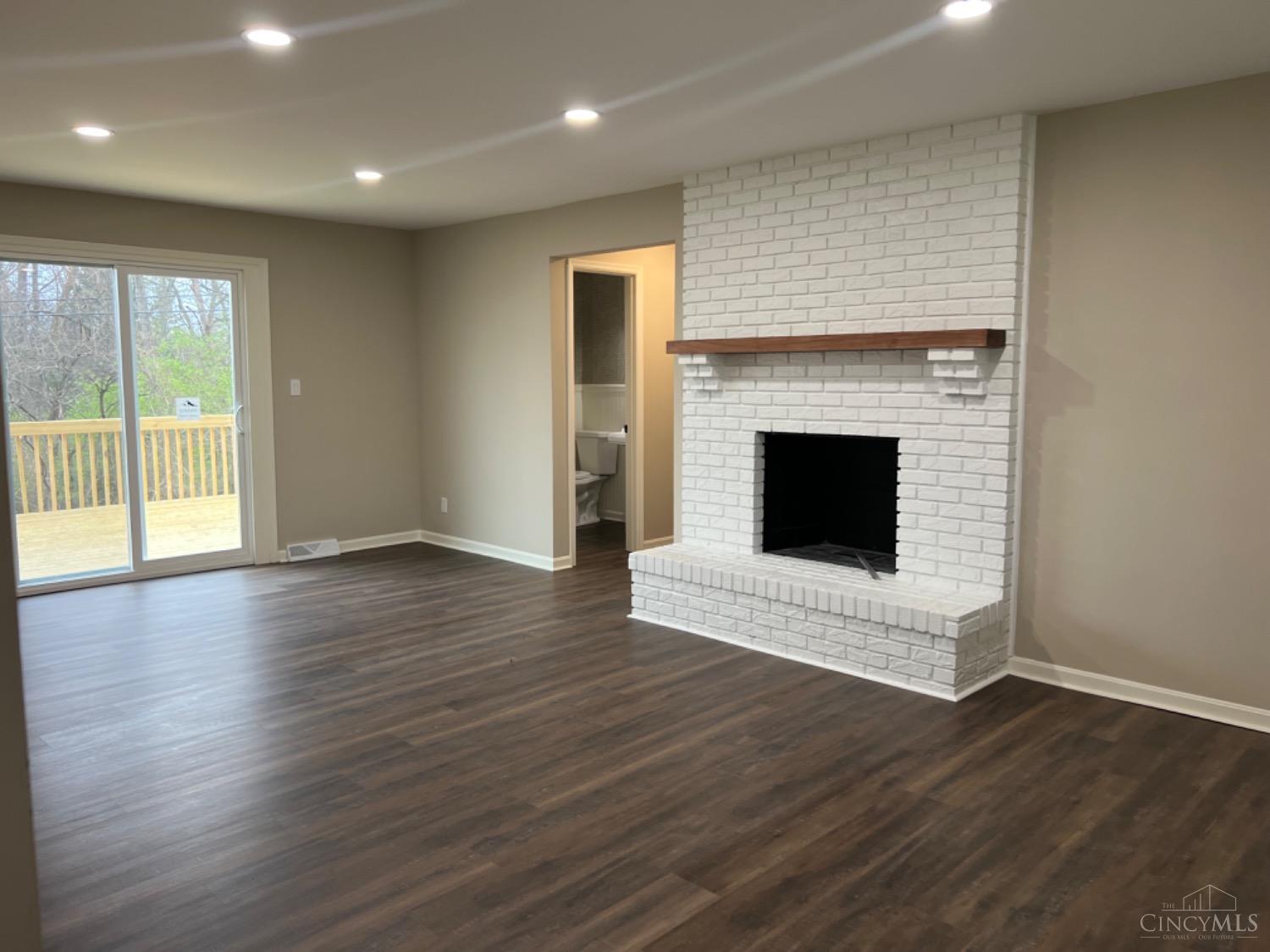 6404 Springmyer Drive, Green Township, Ohio image 13