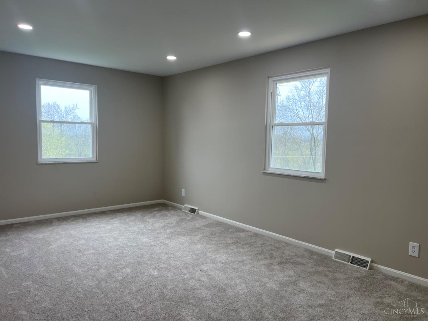 6404 Springmyer Drive, Green Township, Ohio image 20