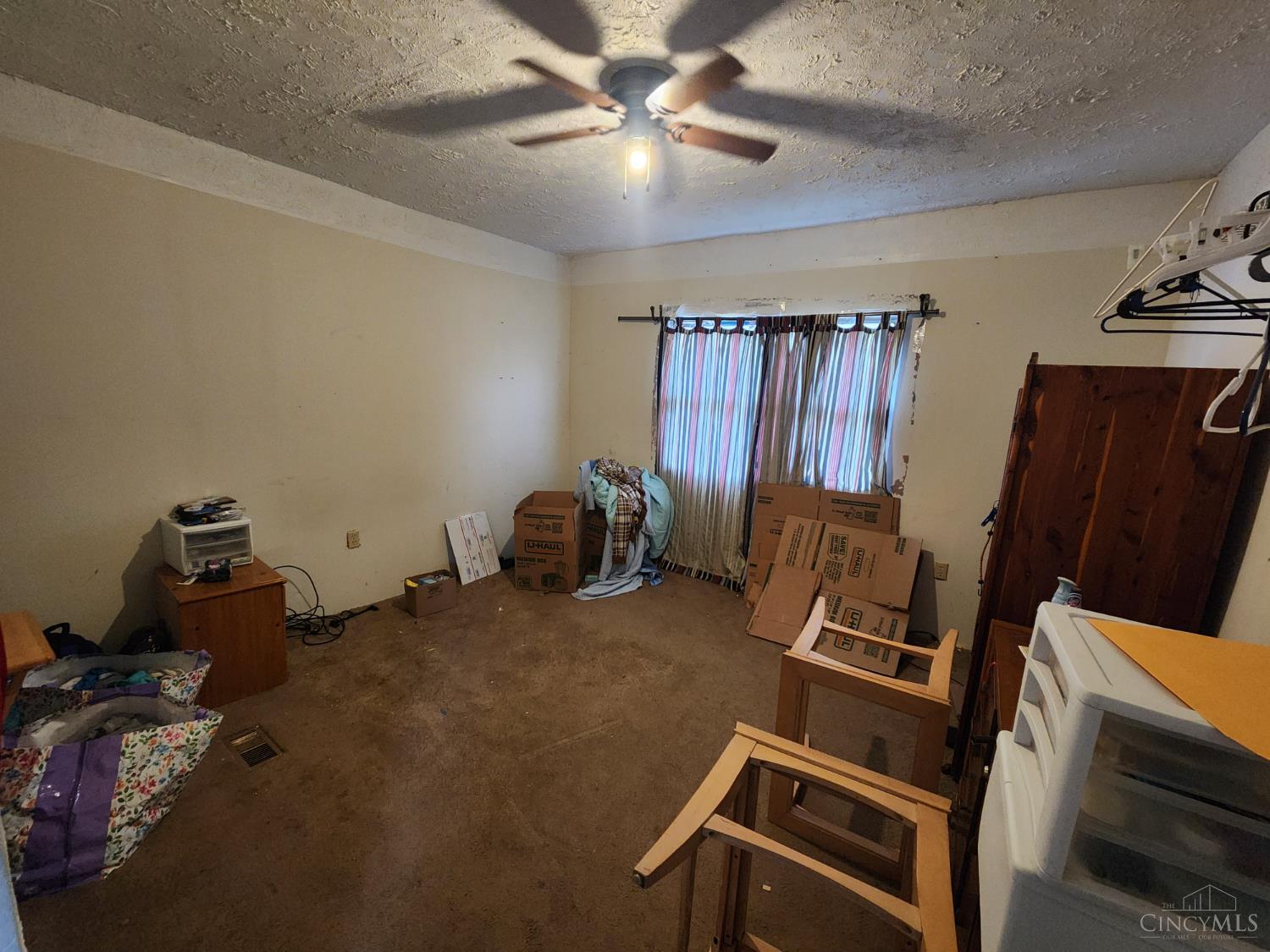 1512 Pleasant Avenue