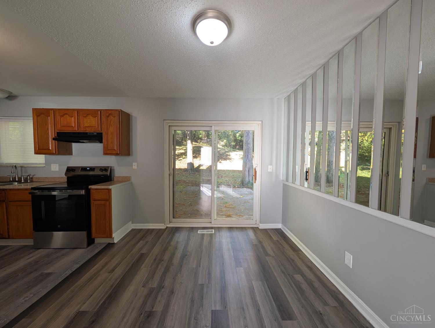 3427 Bighorn Court