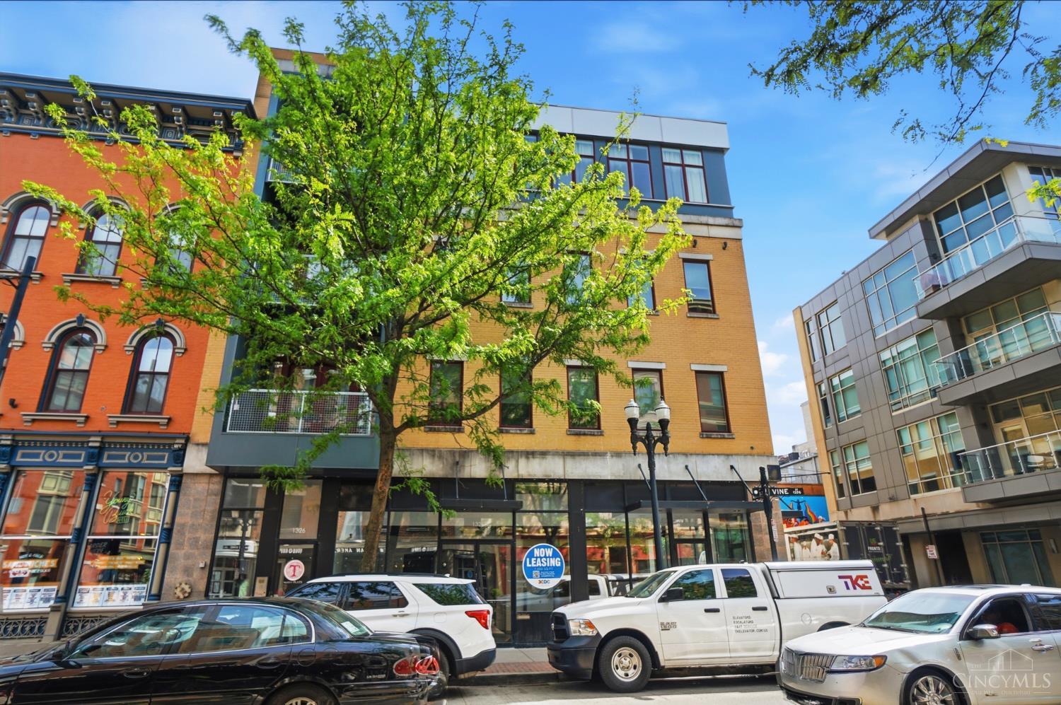 1326 Vine Street G