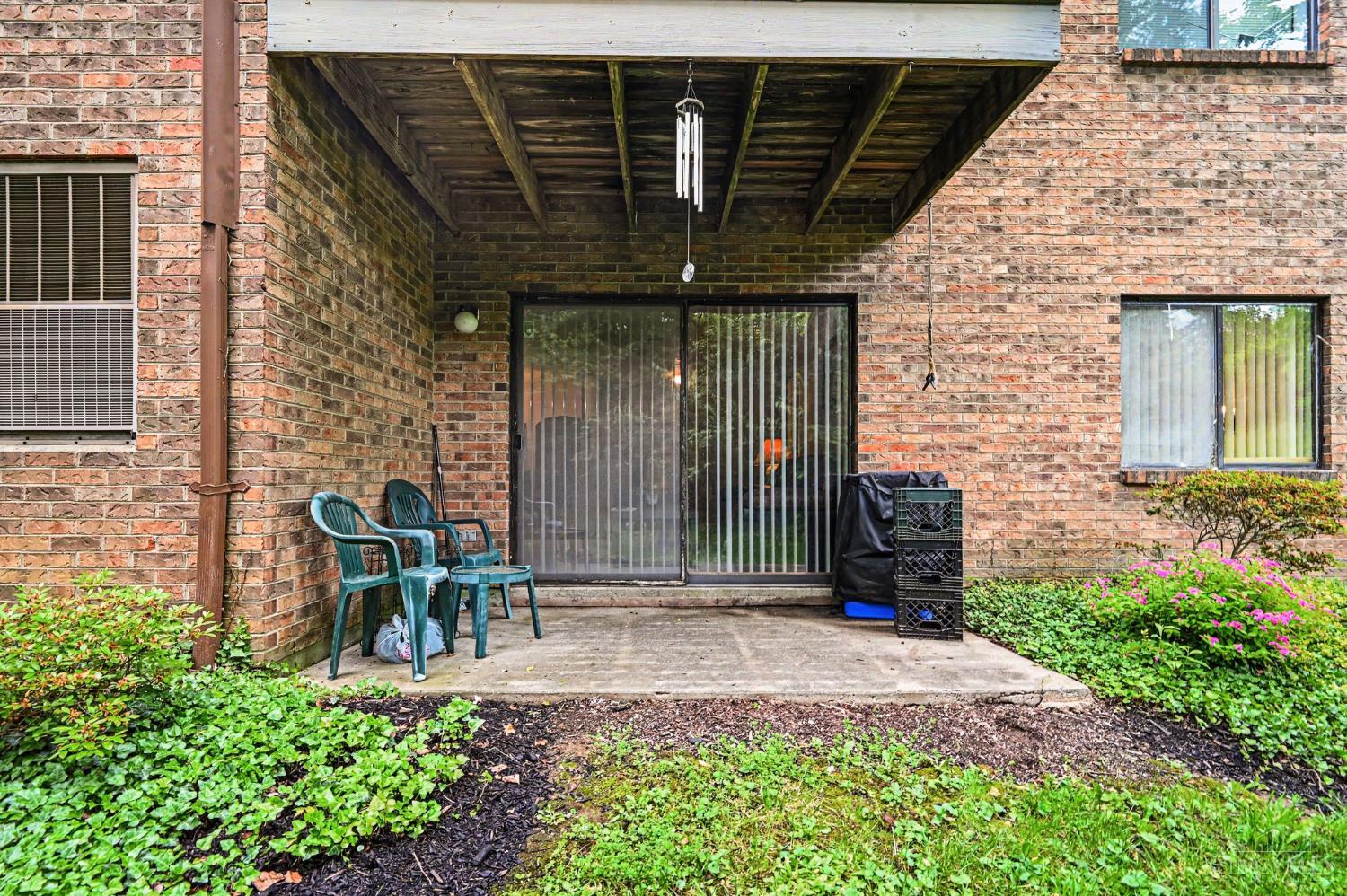 1544 W Galbraith Road 402