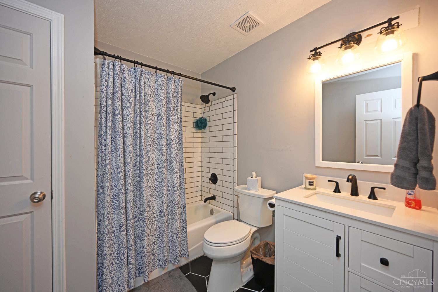 3481 E Lakeview Drive, Pierce Twp, Ohio image 25