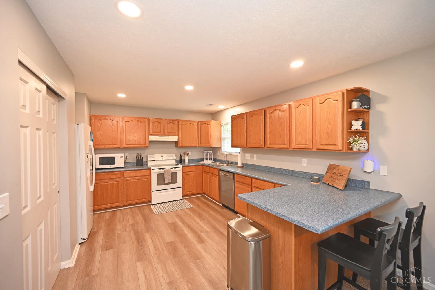 3481 E Lakeview Drive, Pierce Twp, Ohio image 14