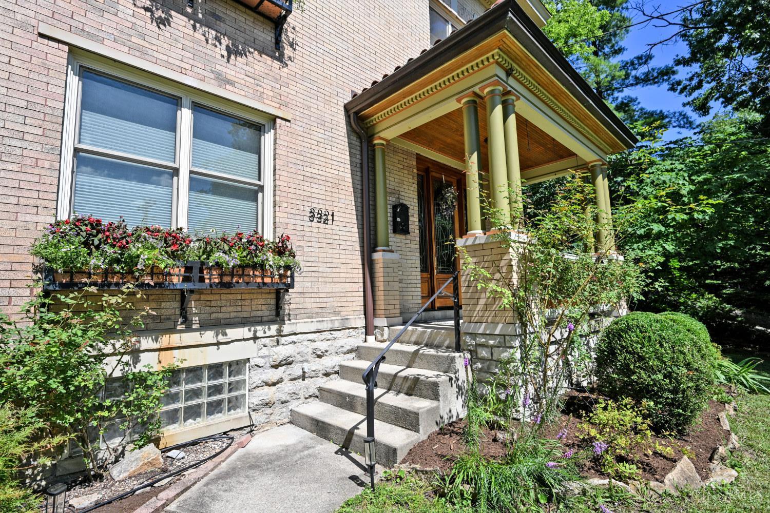 3321 Morrison Avenue -