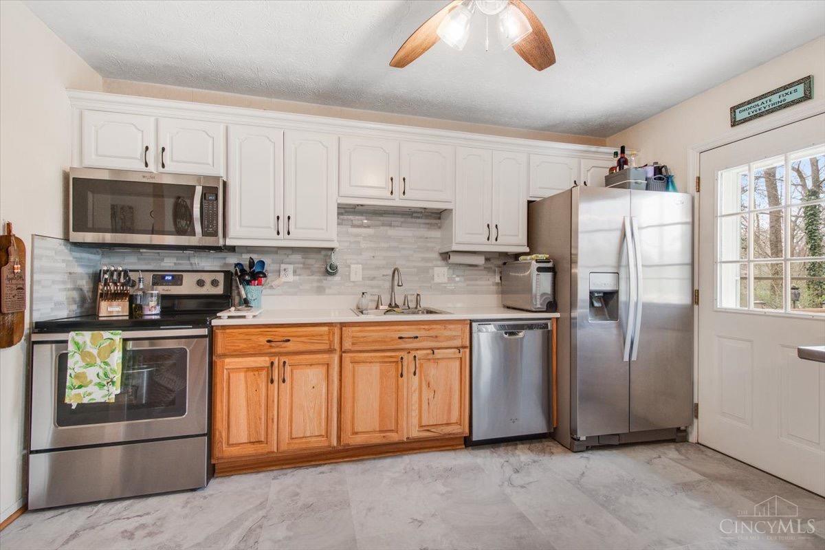 6069 Happy Valley Court, Fairfield, Ohio image 10