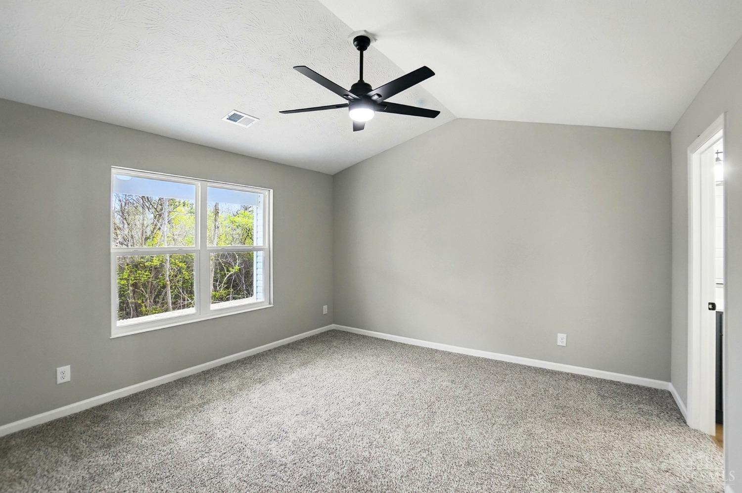 2061 Pine Forest Drive, Miamisburg, Ohio image 12