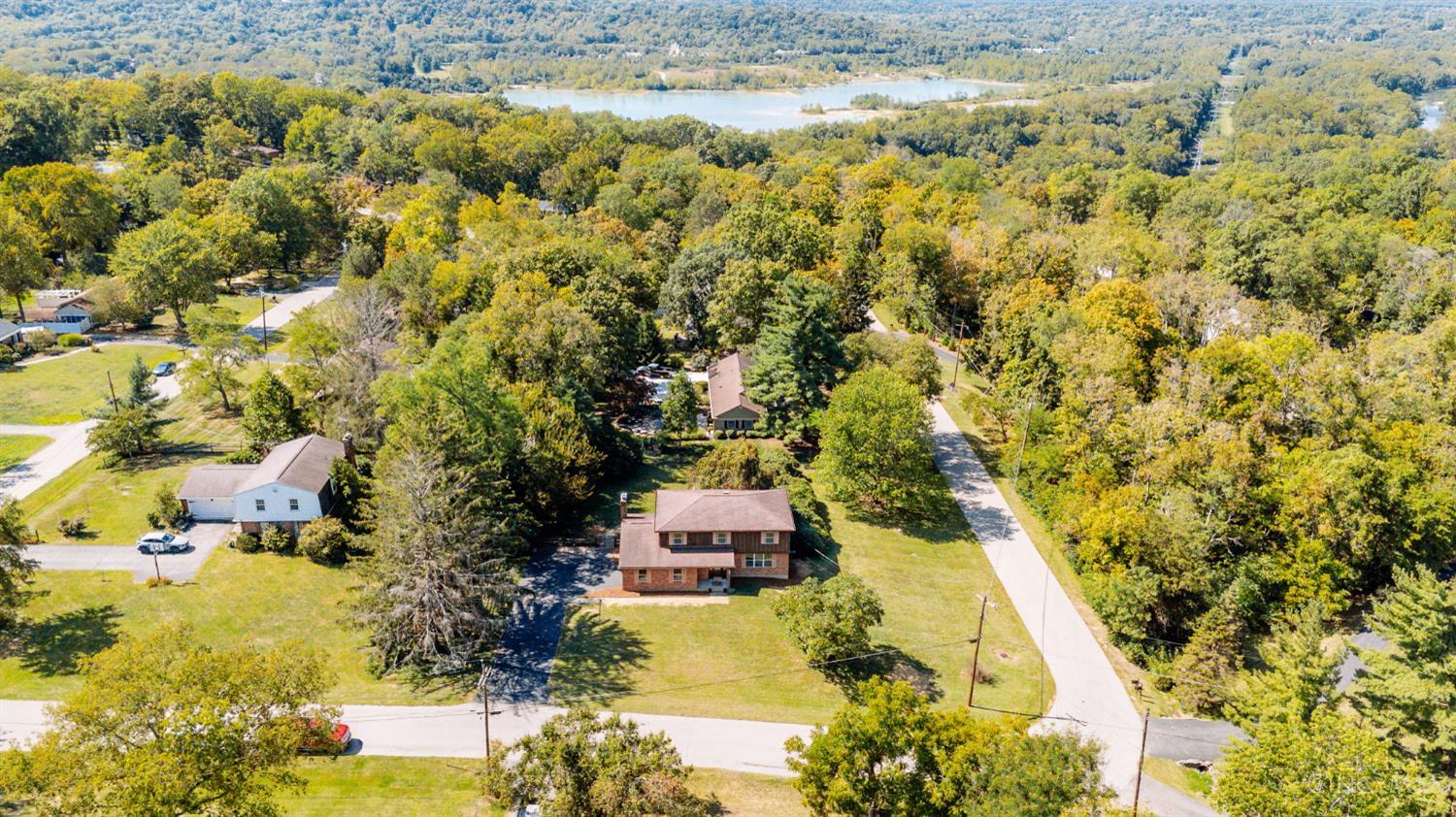 737 Shady Hollow Lane