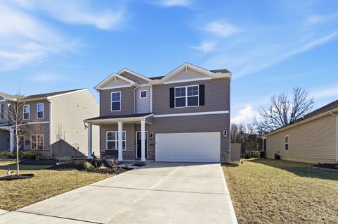 Photo of 1716 Parkfield Way Way, Goshen Township, OH 45122 (MLS # 1869383)