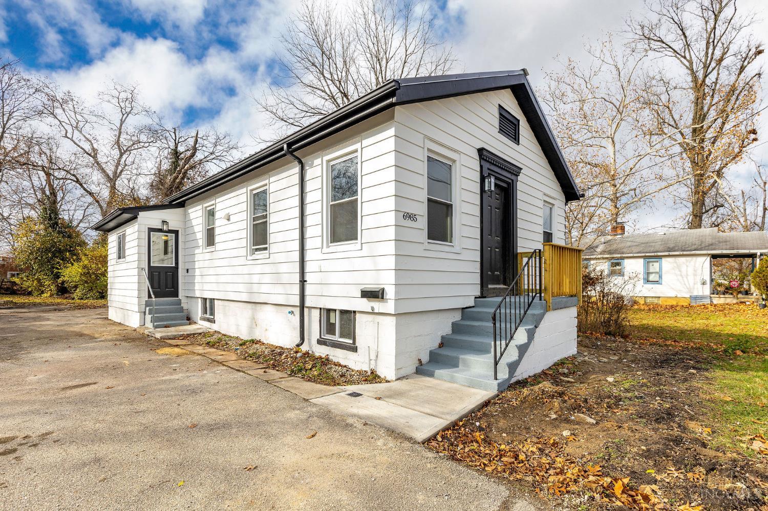 6985 Beechmont Avenue