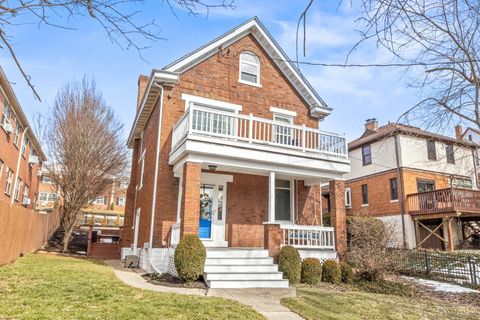 Photo of 3300 Linwood Avenue, Cincinnati, OH 45226 (MLS # 1868754)