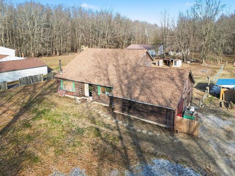 Photo of 2562 Sprague Road, Bethel, OH 45106 (MLS # 1867237)