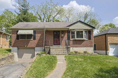 Photo of 3226 Buell Street, Cincinnati, OH 45211 (MLS # 1877935)
