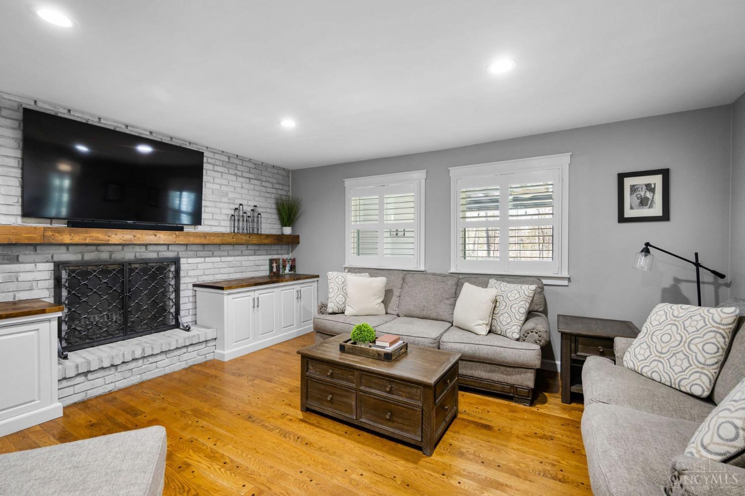 10713 Wellerwoods Drive, Montgomery, Ohio image 11