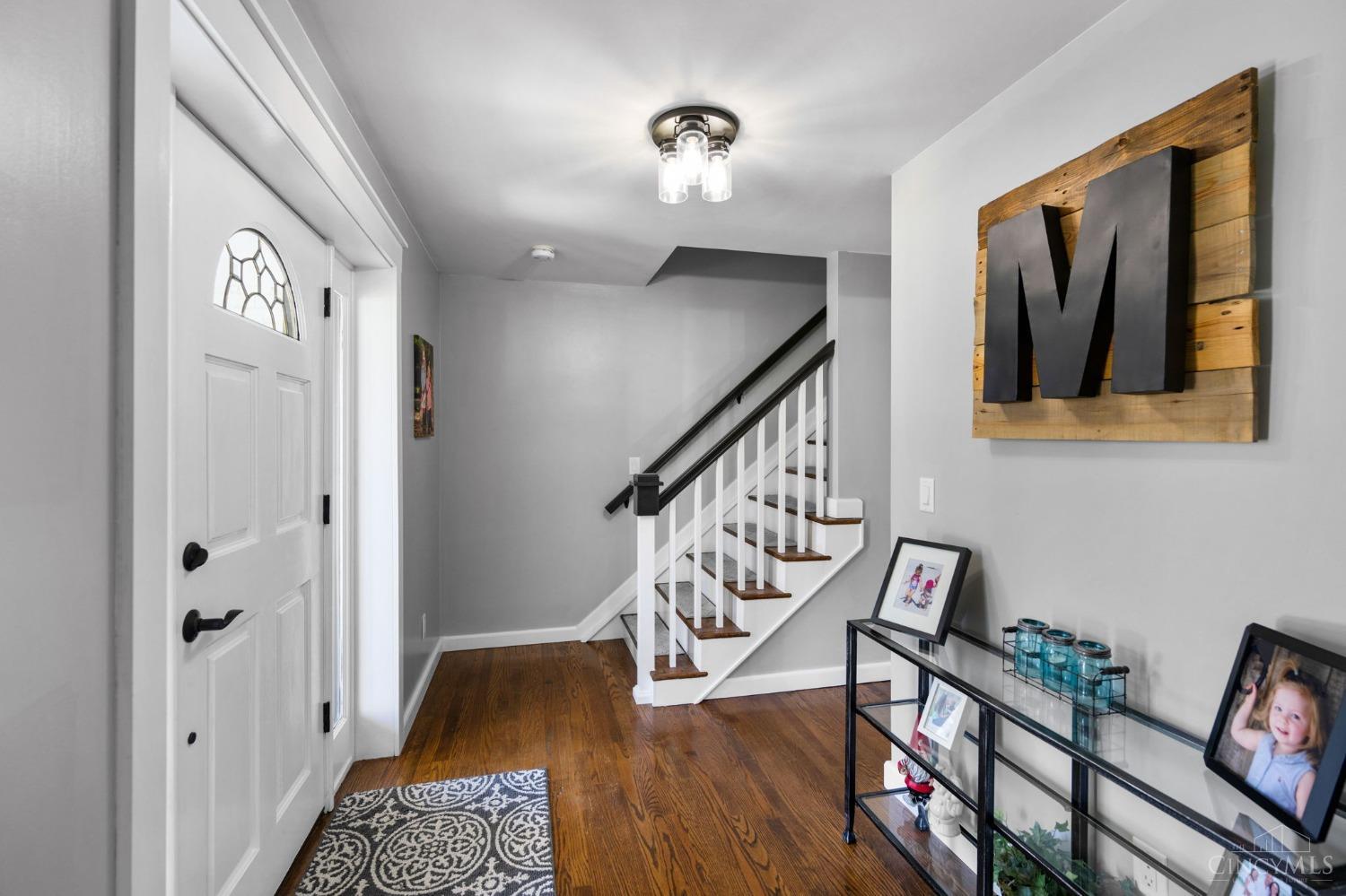 10713 Wellerwoods Drive, Montgomery, Ohio image 3