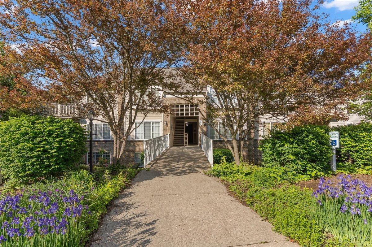 9830 Regatta Drive #303, Colerain Twp, Ohio image 1