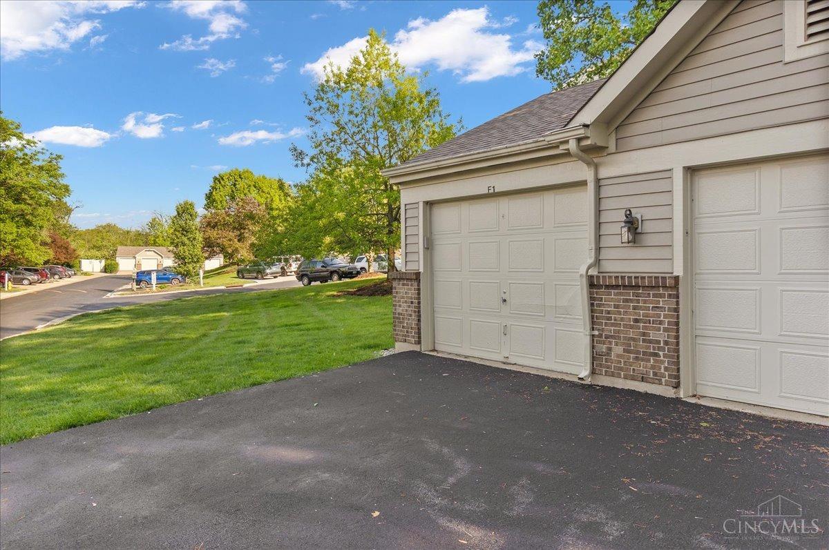 9830 Regatta Drive #303, Colerain Twp, Ohio image 13